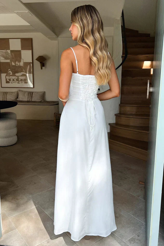 EVIAN | Flattering Summer Dress